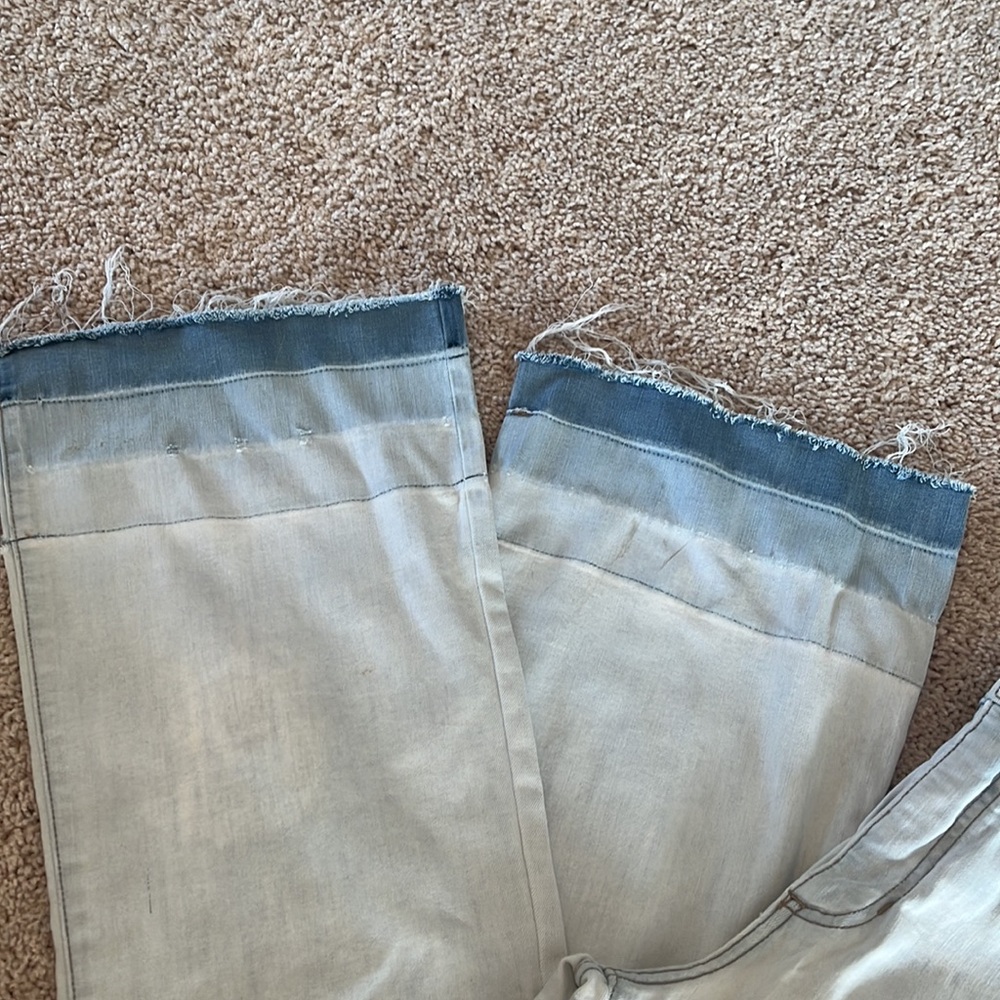 High Rise Flare Jeans - Picture 3 of 6